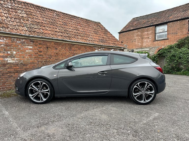 VAUXHALL ASTRA 1.4T GTC 2016
