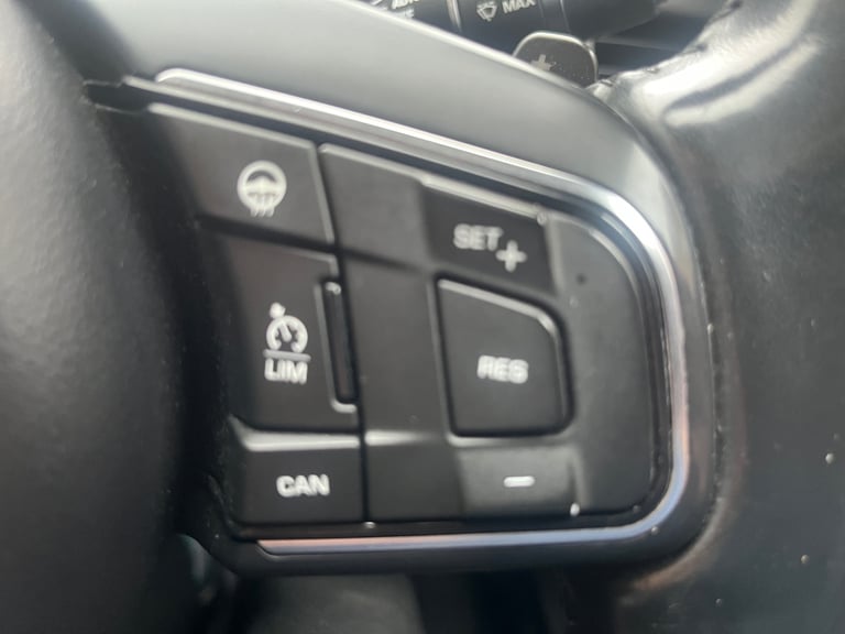 JAGUAR XF PREMIUM 2017 LOW MILAGE AUTO