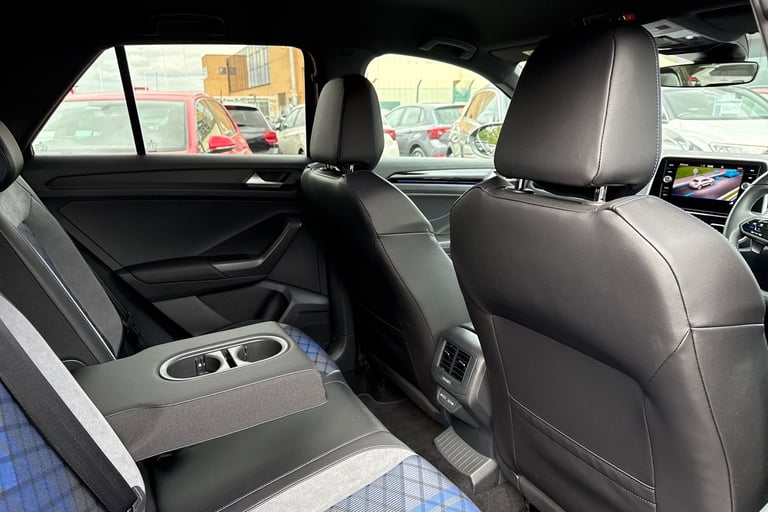 2024 Volkswagen T-Roc 2.0 TSI 300 4MOTION R 5dr DSG | Heated Seats | Rear Camera SUV PETROL Autom...