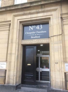 1 Bedroom apartment to rent in Bradford city centre - available from September 
