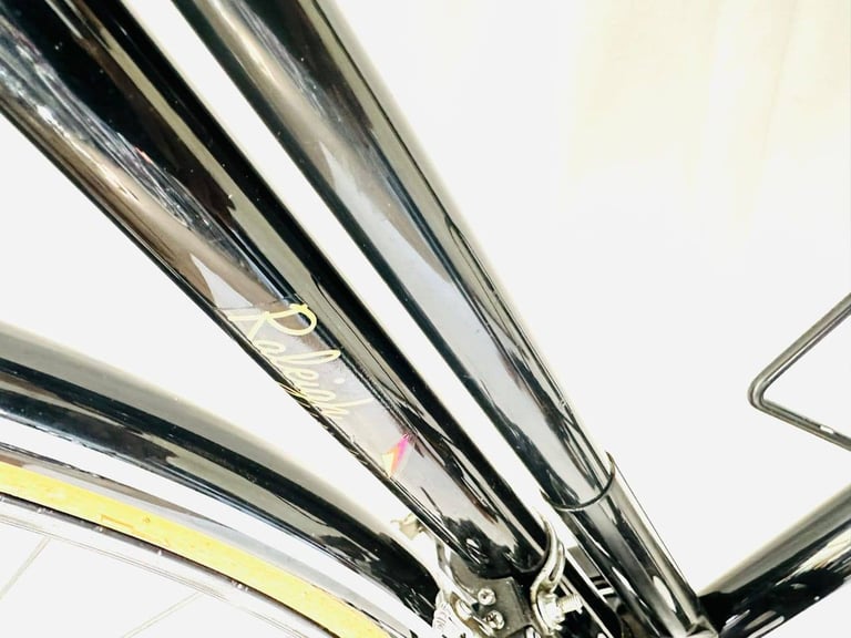 NOS Raleigh Sprint Size/58 cm Super Spec Pristine Condition Road Bike