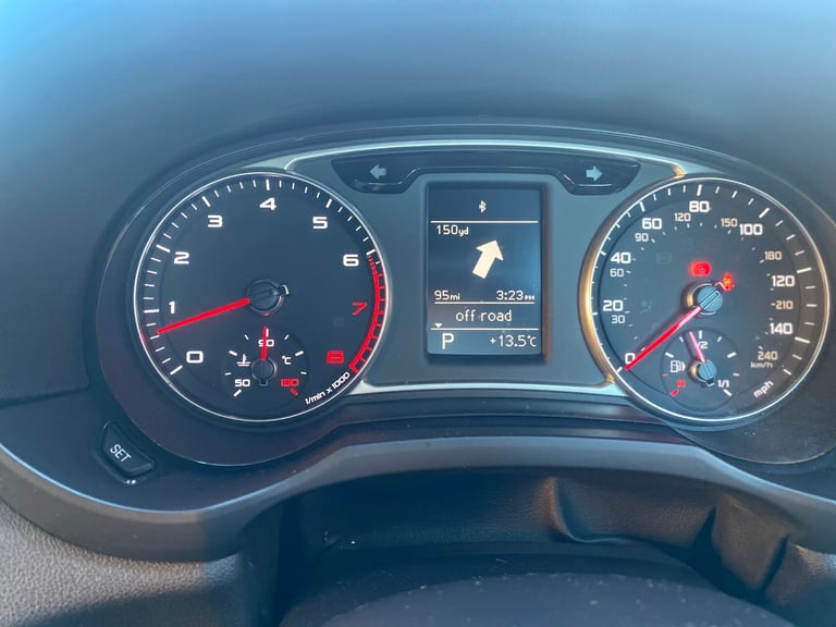 Audi, A1, Hatchback, 2012, Semi-Auto, 1390 (cc), 5 doors