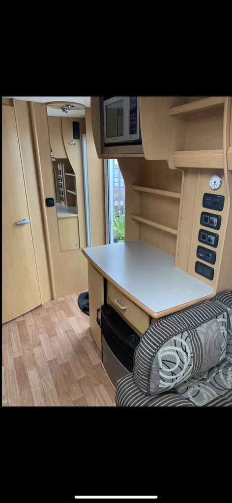 2009 Elddis Hurricane Crusader