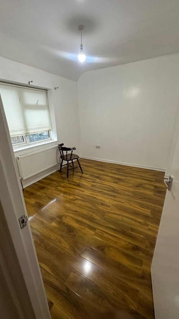 Spacious 4 bedroom house for rent in Dagenham RM9