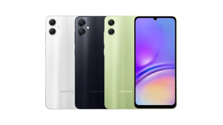 image for Samsung Galaxy A06 Brand New Unlocked One Year Samsung Warranty 