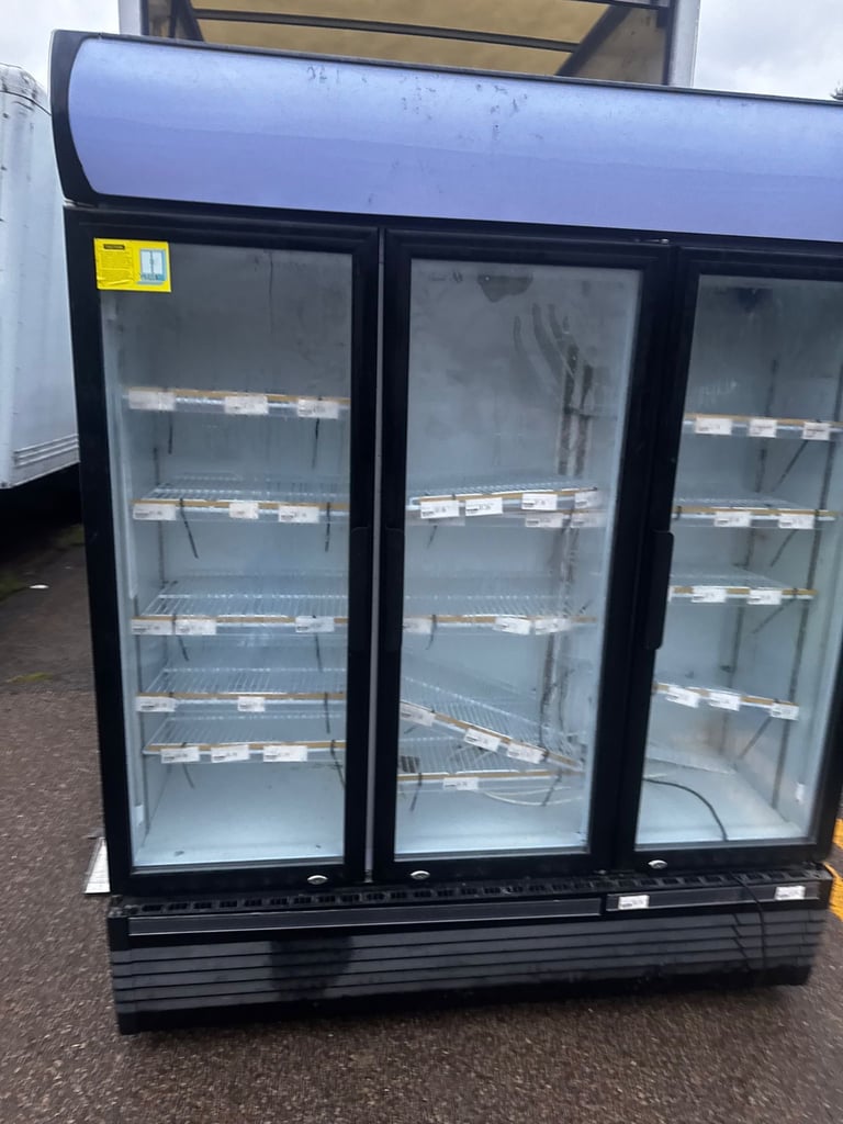 Commercial upright triple door glass display fridge cafe restaurant 