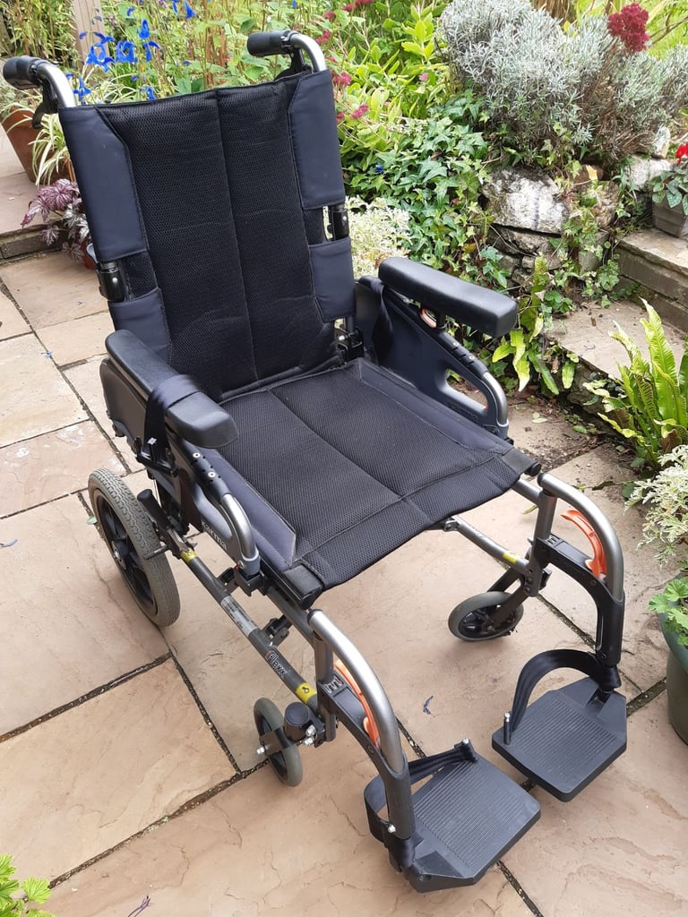 Wheelchair 