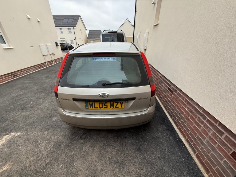 Ford, FIESTA, Hatchback, 2005, Manual, 1242 (cc), 5 doors