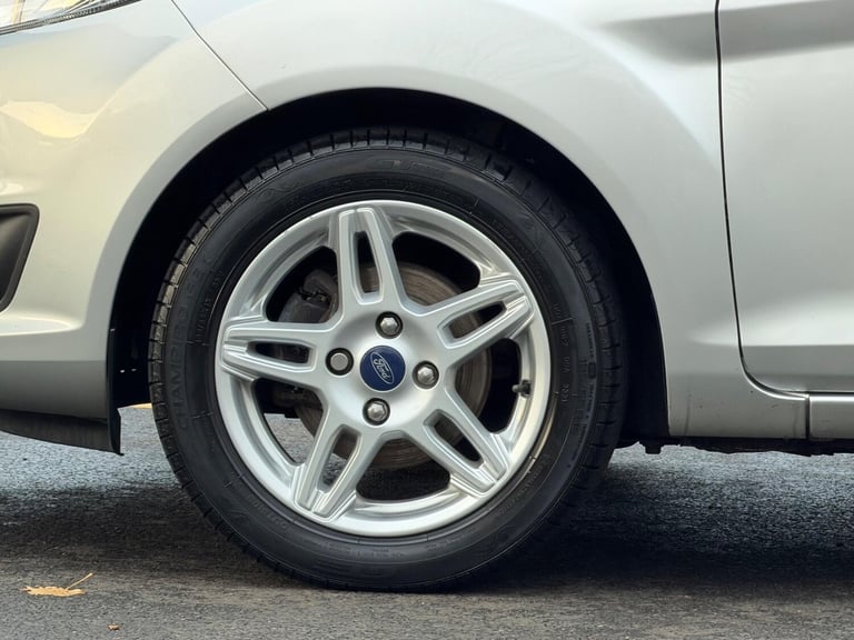 2013 Ford Fiesta 1.0T EcoBoost Zetec Euro 5 (s/s) 3dr HATCHBACK Petrol Manual