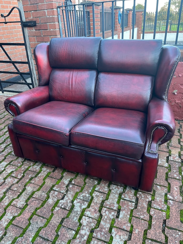 Chesterfield sofa 