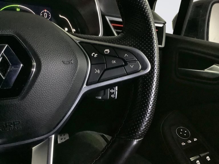 2021 Renault Clio 1.6 E-TECH RS Line Hatchback 5dr Petrol Hybrid Auto Euro 6 (s/s) (140 ps) Hatch...