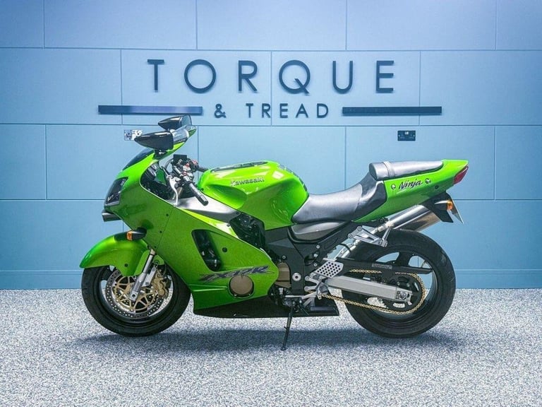 2000 W KAWASAKI ZX-12R NINJA 1199CC - 4820 MILES - ONE OWNER - COLLECTOR BIKE