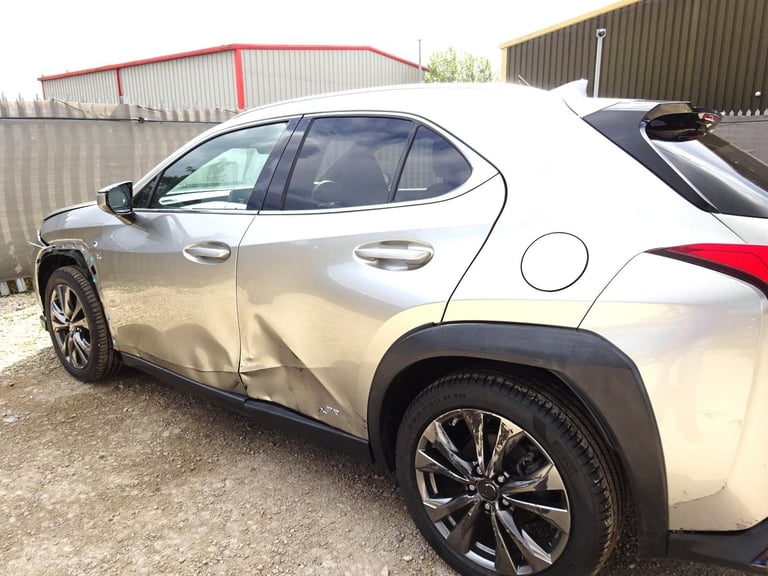 2020 20 REG LEXUS UX 250H F SPORT HYBRID AUTO DAMAGED REPAIRABLE SALVAGE