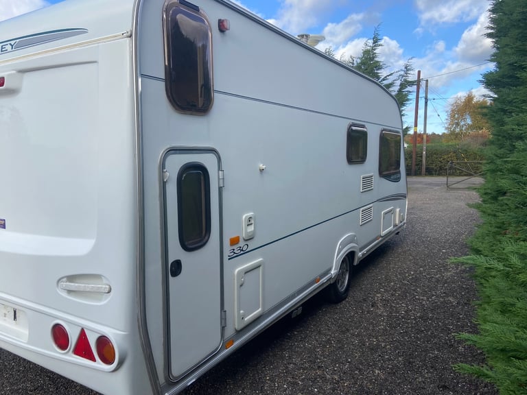 Abbey Aventura 6 Berth Caravan 