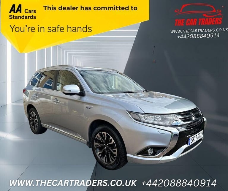 image for 2017 Mitsubishi Outlander 2.0h 12kWh 4h SUV 5dr Petrol Plug-in Hybrid CVT 4WD Euro 6 (s/s) (200 p...