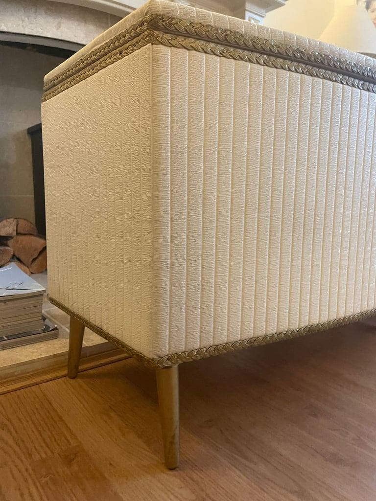 Fantastic original 1970s Ottoman in Cream and Gold - delivery is possible