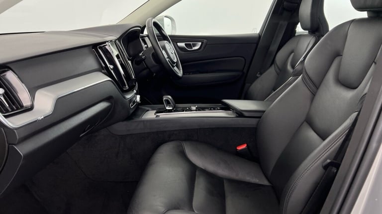 2023 Volvo XC60 2.0 T6 [350] RC PHEV Core Bright 5dr AWD Gtron ESTATE PETROL/ELECTRIC Automatic