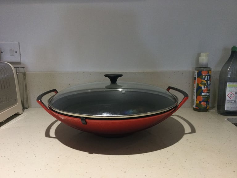Cerise Le Creuset Cast Iron Wok with Glass Lid