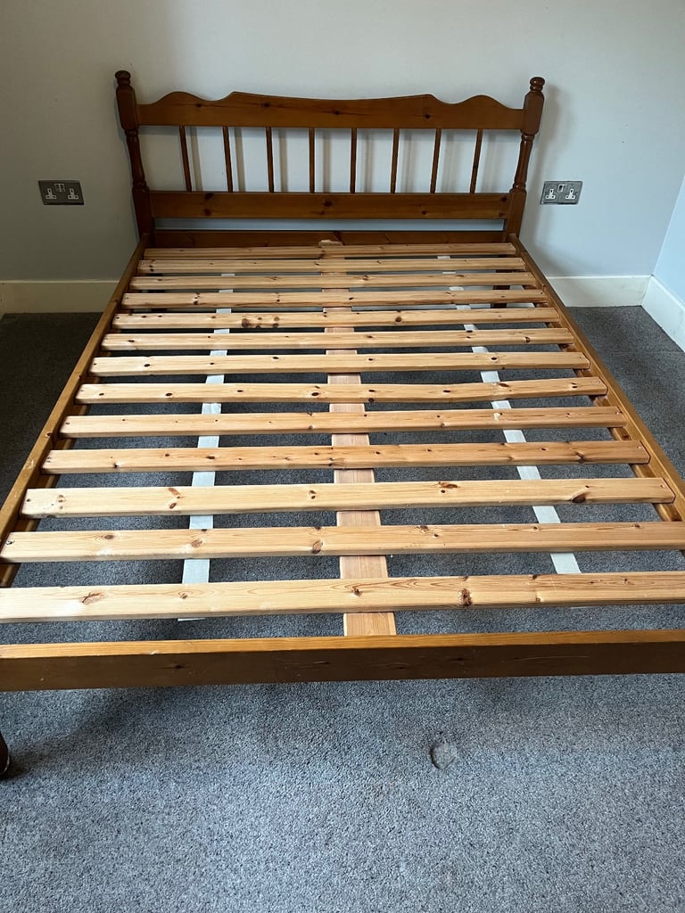 Double bedframe: reduced : £45 one slat broken)