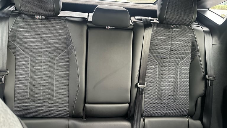 2025 Peugeot 3008 1.2 MHEV GT SUV 5dr Petrol Hybrid e-DSC Euro 6 (s/s) (136 ps) SUV Hybrid Automatic