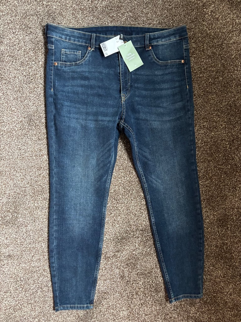 image for H&M Women's Skinny Jeans Size 22, Blue