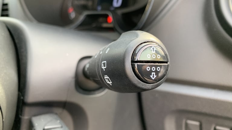 2018 Renault Captur 0.9 TCe ENERGY Iconic SUV 5dr Petrol Manual Euro 6 (s/s) (90 ps) SUV Petrol M...