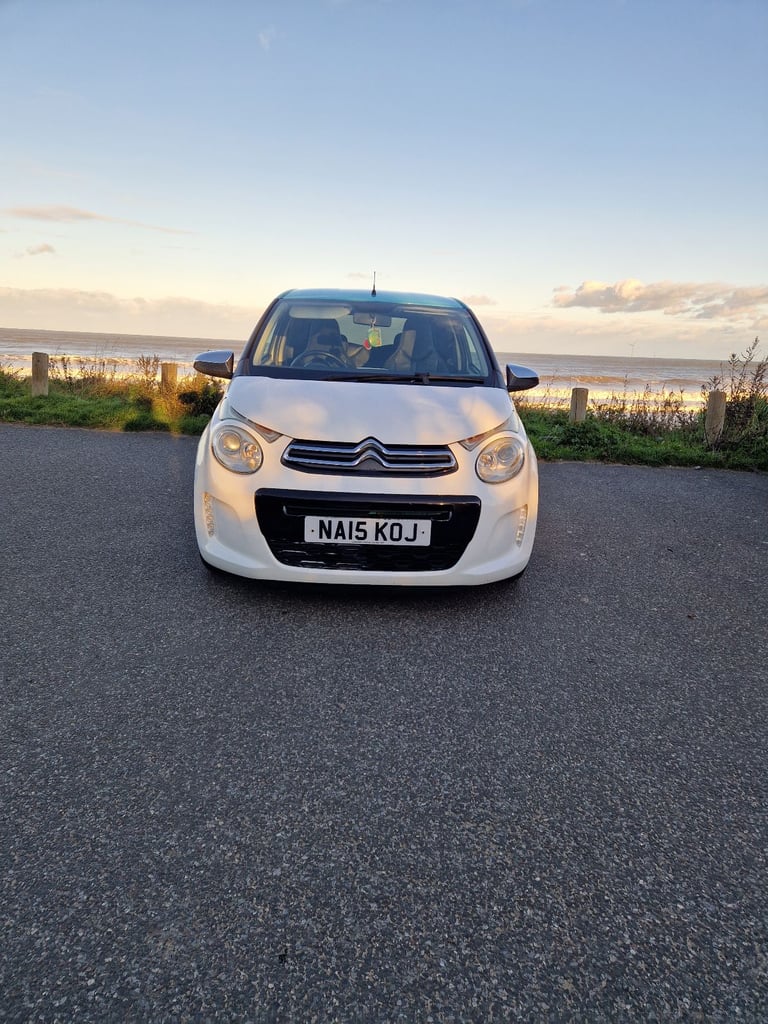 Citroen, C1, 1.2 Pure Tech Special Edition Hatchback, 2015, Manual, 1199 (cc), 3 doors