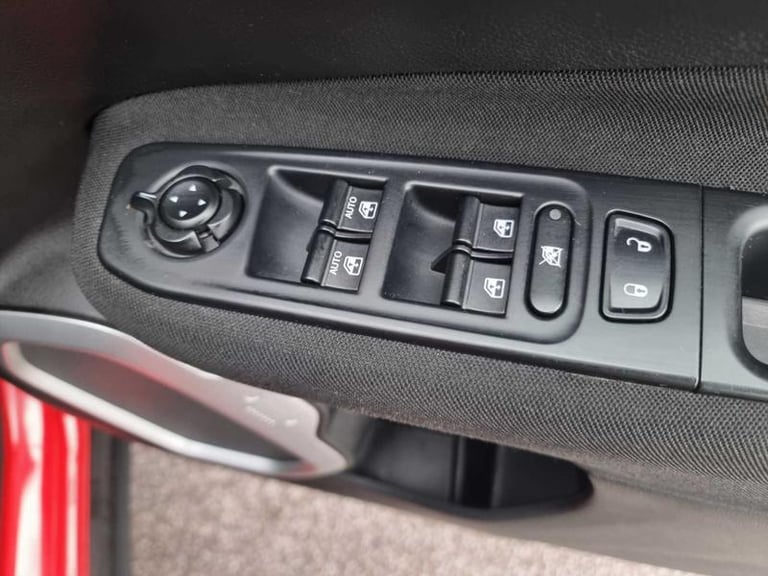 2016 Jeep Renegade 1.4 Multiair Longitude 5dr Manual SUV Petrol Manual