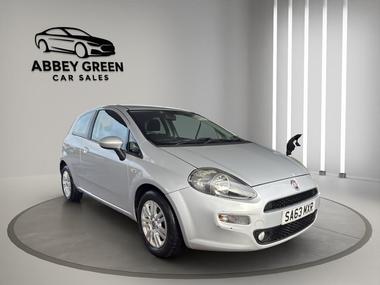2013 Fiat Punto 1.4 Easy 3dr HATCHBACK Petrol Manual