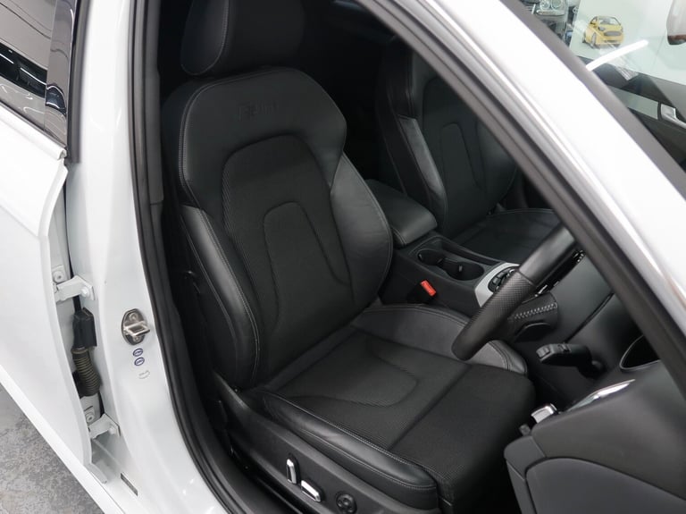 2013 Audi A4 Avant 2.0 TFSI S line Estate 5dr Multitronic ESTATE Petrol Automatic