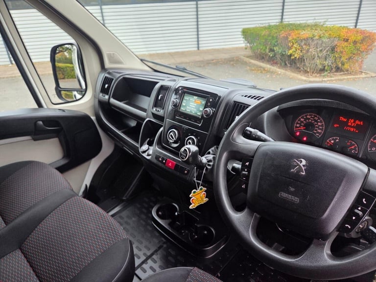 2018 Peugeot Boxer 2.0 BlueHDi 435 Professional L4 H2 Euro 6 5dr PANEL VAN Diesel Manual