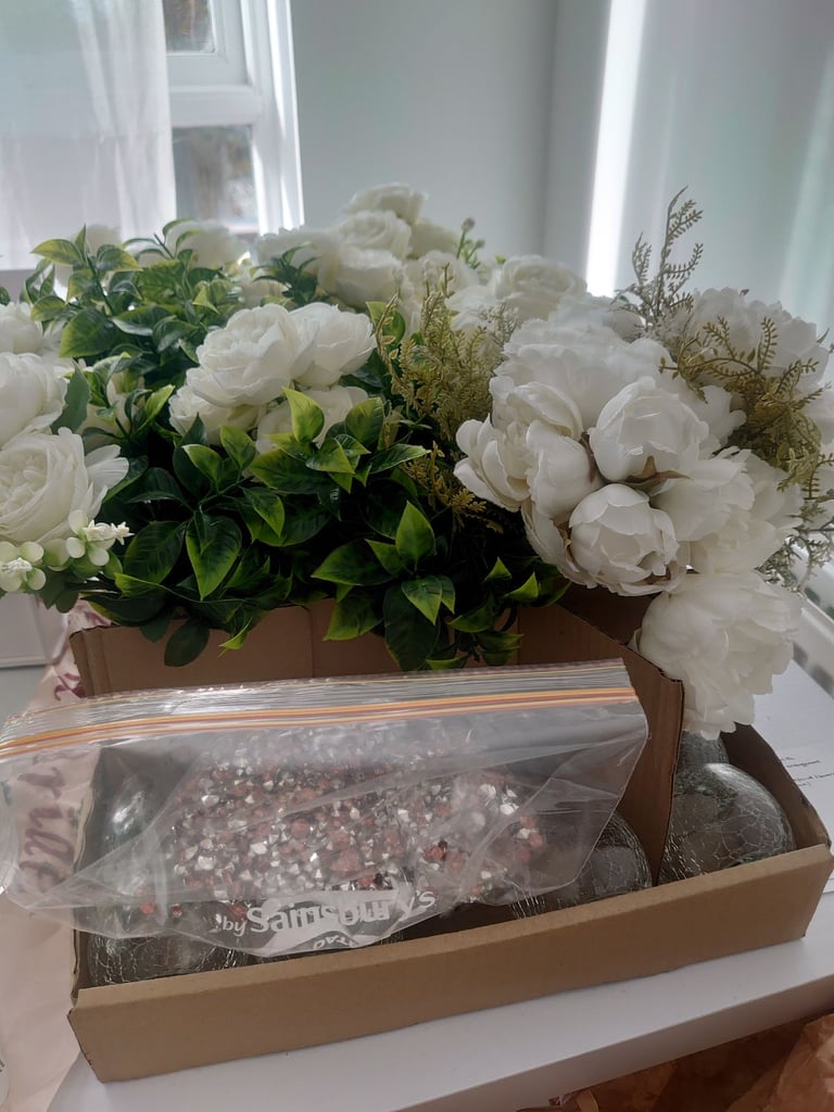 image for Decorations 2nd hand for wedding