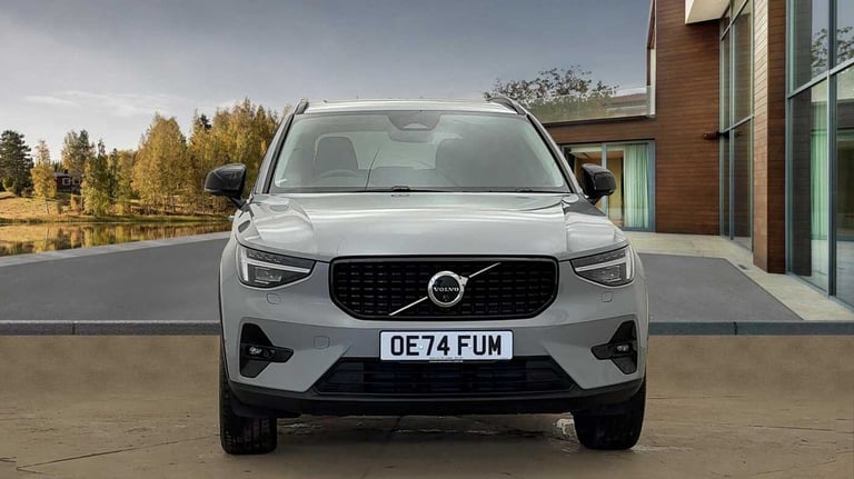 2024 Volvo XC40 2.0 B4P Ultra Dark 5dr Auto SUV Petrol Automatic