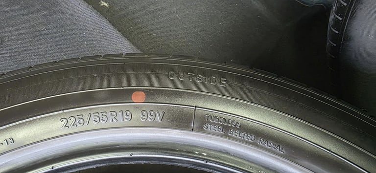 225 55 19   2 x tyres Toyo Proxes R46