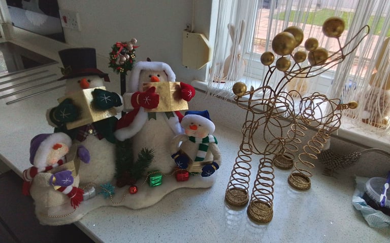 image for CHRISTMAS DECORATIONS x2