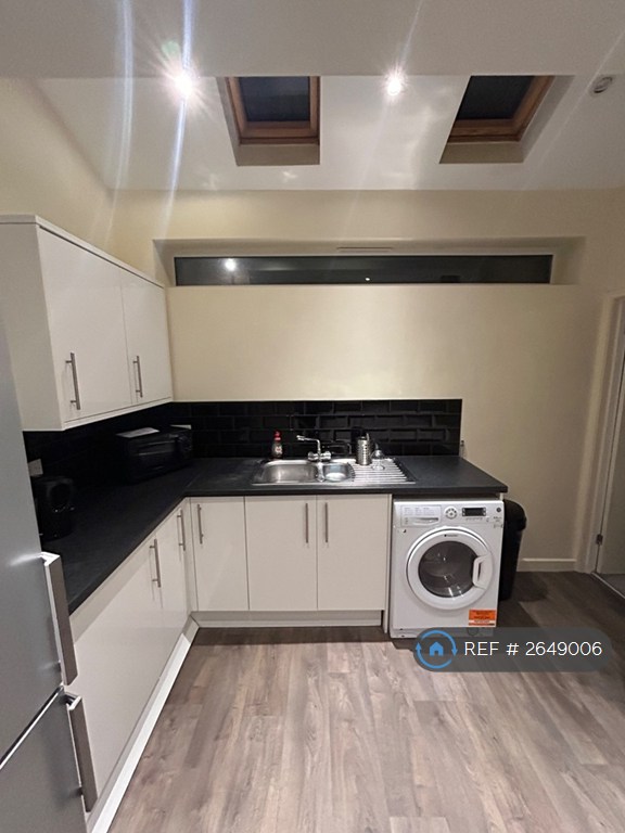 1 bedroom in Ludlow Road, Coventry, CV5 (#2649006)
