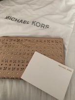 New Michael Kors Ladies clutch with strap 