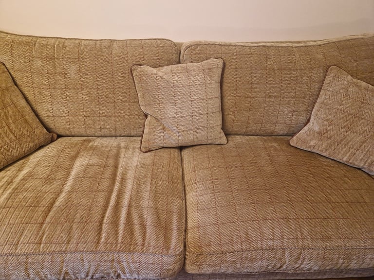 Large 3 seater Sofa and matching chair 