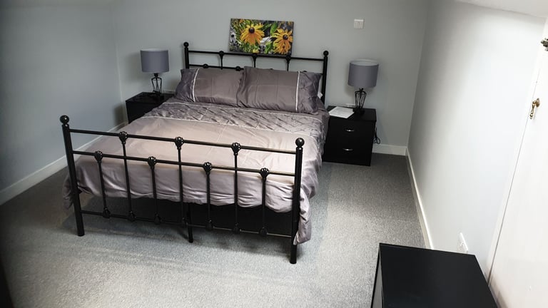 Double Room with lots of storage 