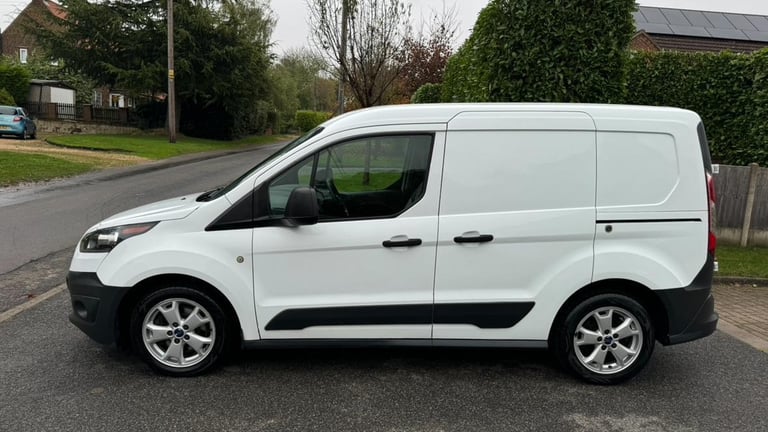 2017 FORD TRANSIT CONNECT 200 1.5 TDCi RUNS/DRIVES GREAT LONG MOT JUST SERVICED!