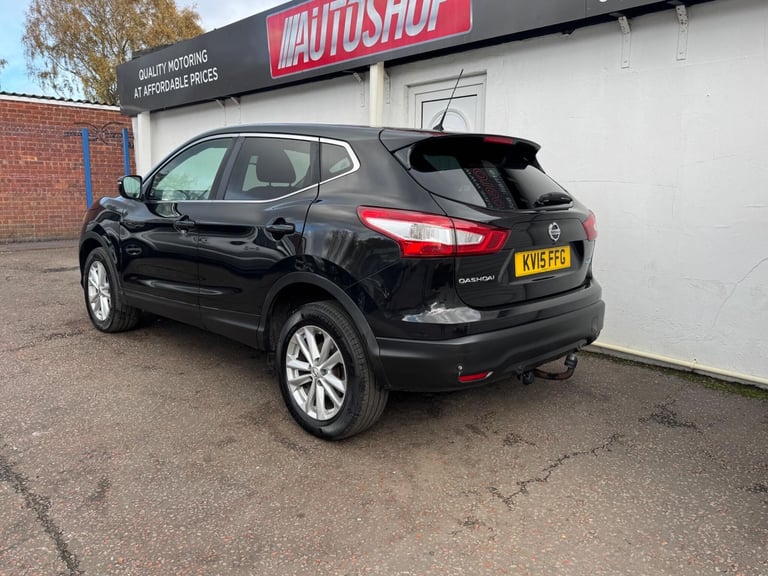 2015 Nissan Qashqai 1.5 dCi Acenta+ 2WD Euro 5 (s/s) 5dr HATCHBACK Diesel Manual