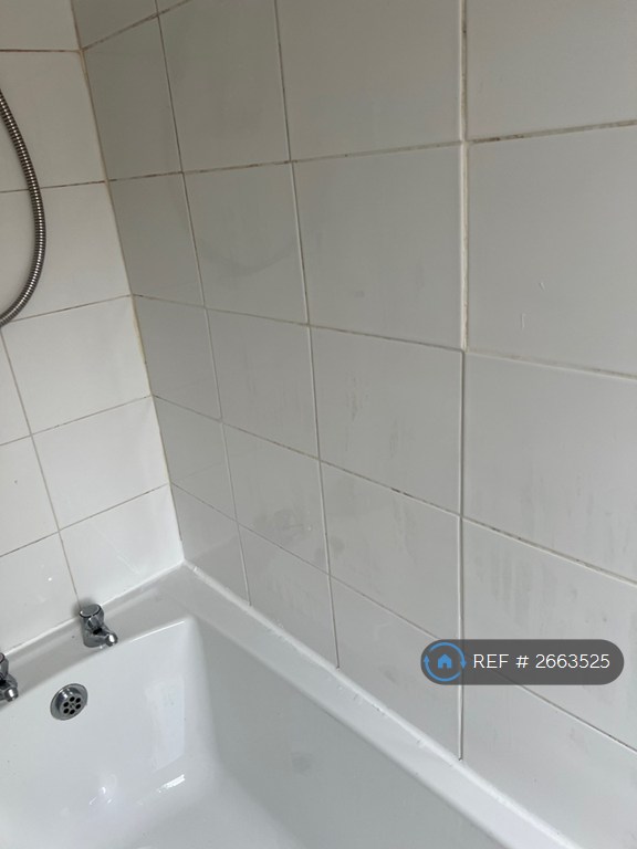 1 bedroom flat in Off Outram Street, Darlington, DL3 (1 bed) (#2663525)