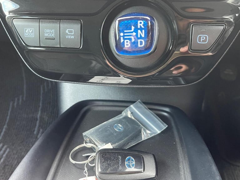 TOYOTA PRIUS 1.8 VVT-h Business Edition CVT Euro 6 (s/s) 5dr 2019