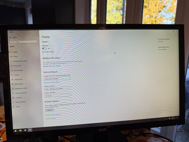 60cm Acer Monitor with usb mouse and keyboard