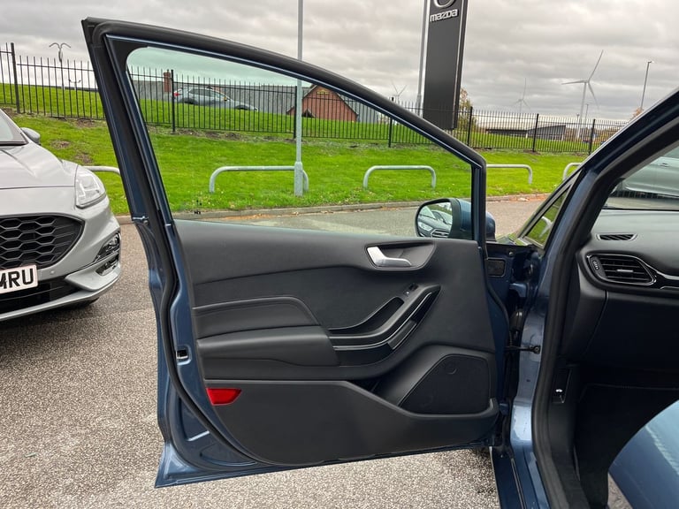 2022 Ford Fiesta 1.0 EcoBoost Hybrid mHEV 125 Titanium X 5dr Hatchback PETROL Manual