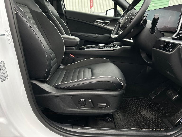 2025 Kia Sportage 1.6 h T-GDi GT-Line S SUV 5dr Petrol Hybrid Auto Euro 6 (s/s) (207 bhp) SUV PET...