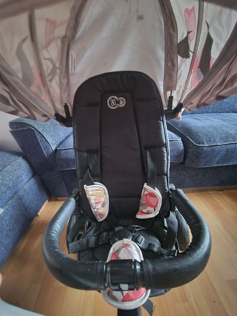Almost New Girls’ Trike – Barely Used! £70 ono