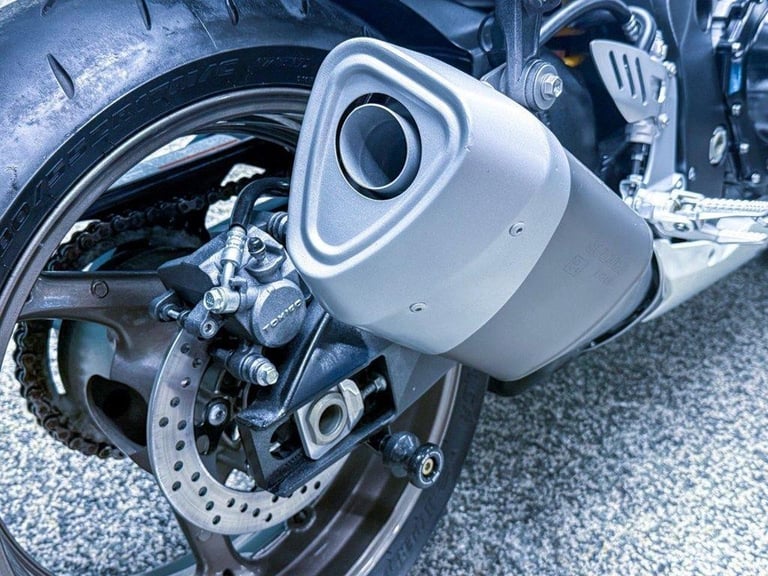 2009 09 SUZUKI GSX-R600 TRIBAL LTD EDITION 599CC - LOW MILES - JUST 2 OWNERS