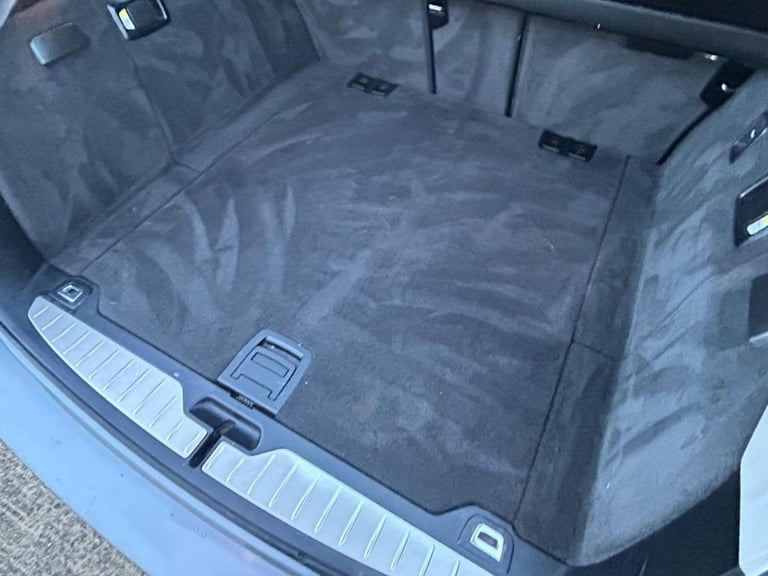 2011 60 BMW 5 SERIES 3.0 523I SE TOURING 5DR PETROL STEPTRONIC EURO 5 (204 PS)