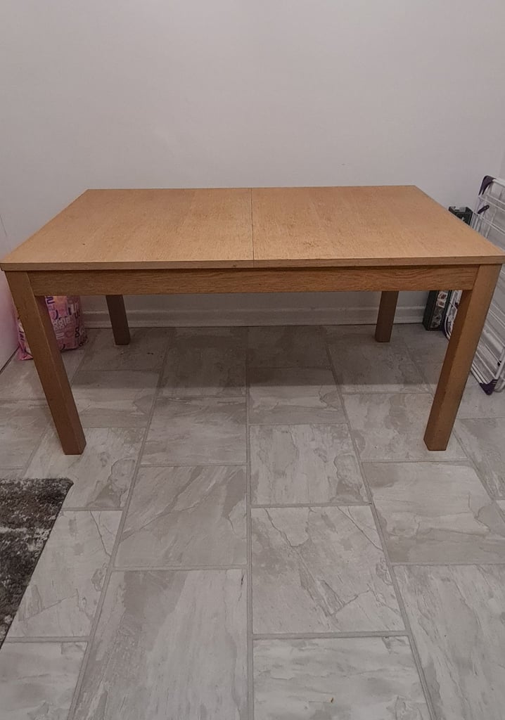 image for Oak Dining Table & 4x Chairs